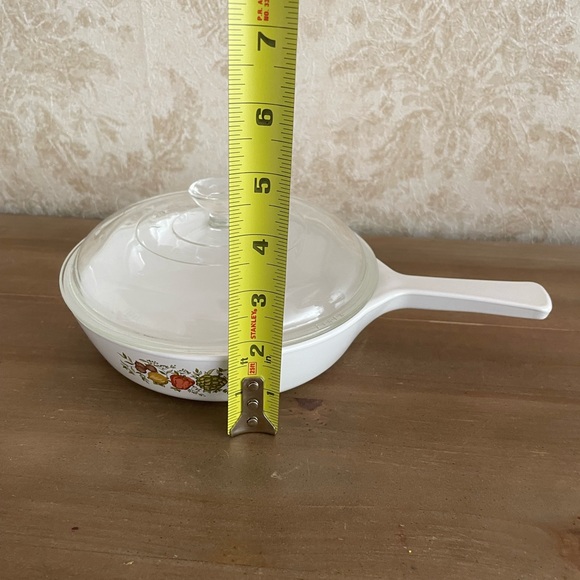 Vintage Corning ware skillet with lid - Picture 11 of 13
